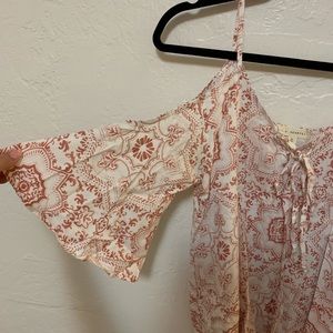 L.A. Hearts Off-Shoulder Tie-Front Top | M